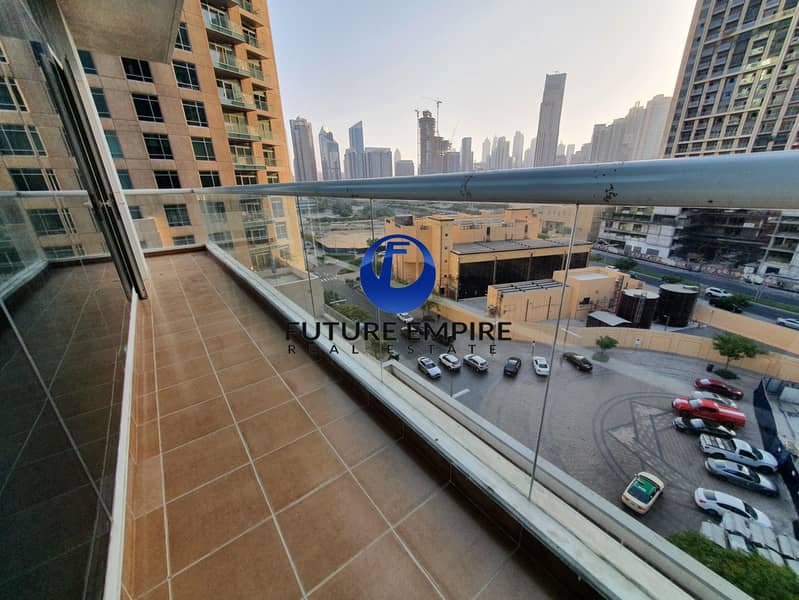 20 Full Burj Khalifa View | Ready To Move | Multiple Cheques