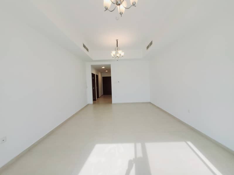 Spacious || 1BHK Apartment || \" Close Kitchen \"《Near To Metro station 》