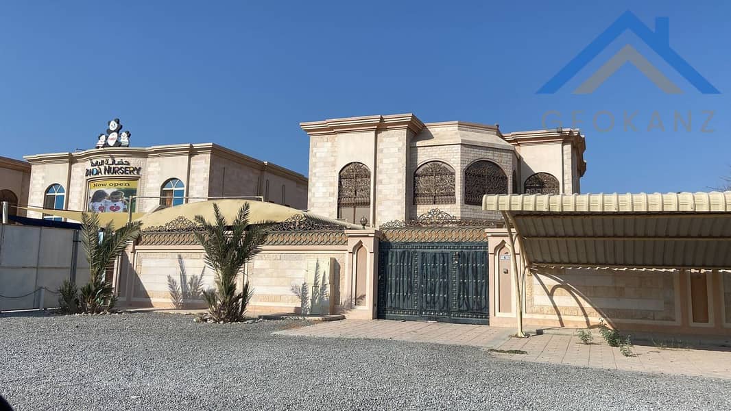 4 bedroom villa for rent in Al Uraibi