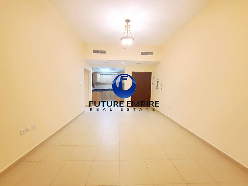 شقة في الجداف 1 غرفة 45000 درهم - 6942490
