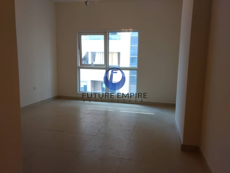 6 2bhk 2m room 3bath with maid room close to nmc rent53k