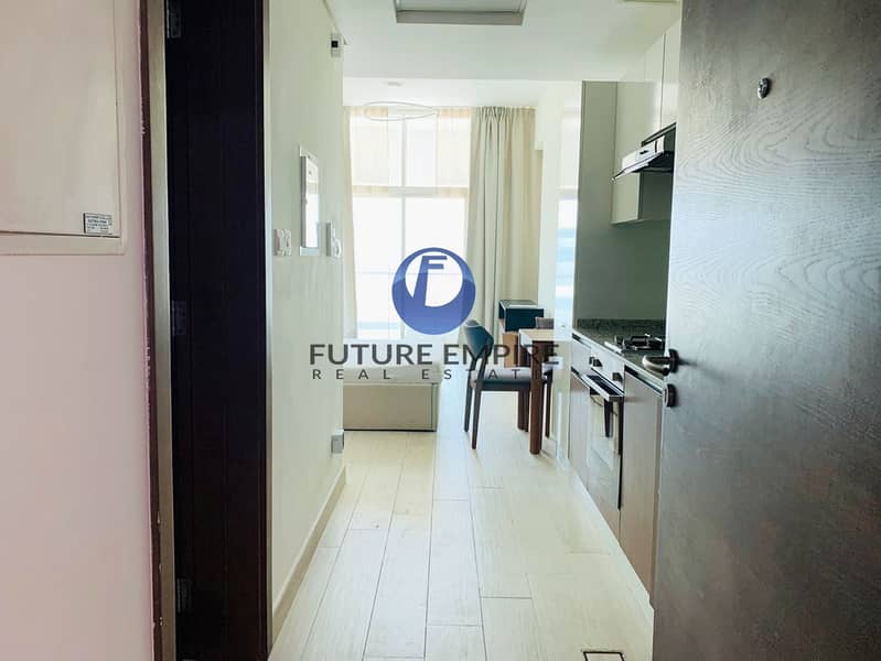 21 Bright fully furnished Studio with All Facilities