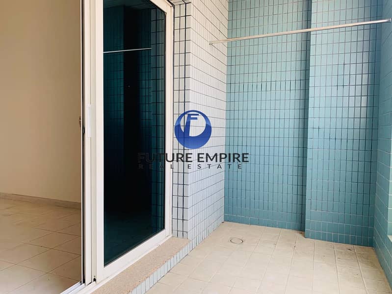12 Front of Metro | HUGE 1BHK with 2 WASHROOM