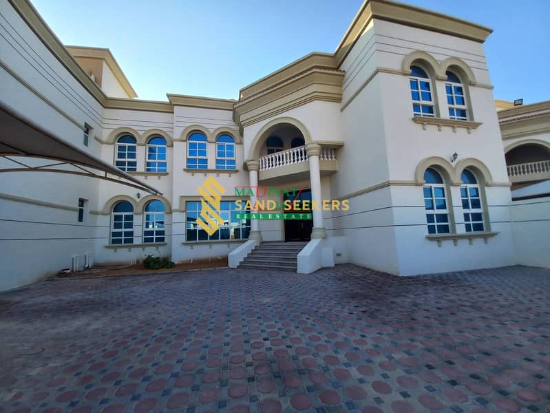 Separate 5 Bedroom Villa in MBZ city