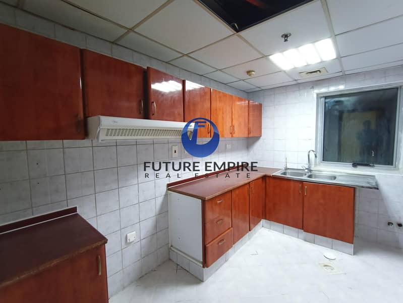 14 AFFORDABLE PRICE|PARKING FREE|MASSIVE APARTMENT|