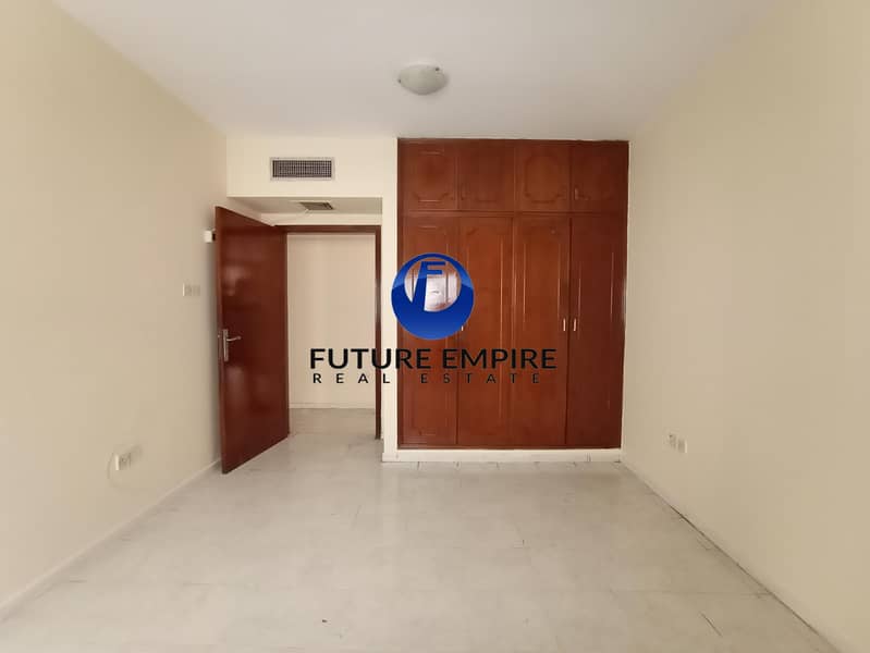 5 Available For Sharing And Partition  | Big Balcony  |  Closed Kitchen | Near Salahudin Metro