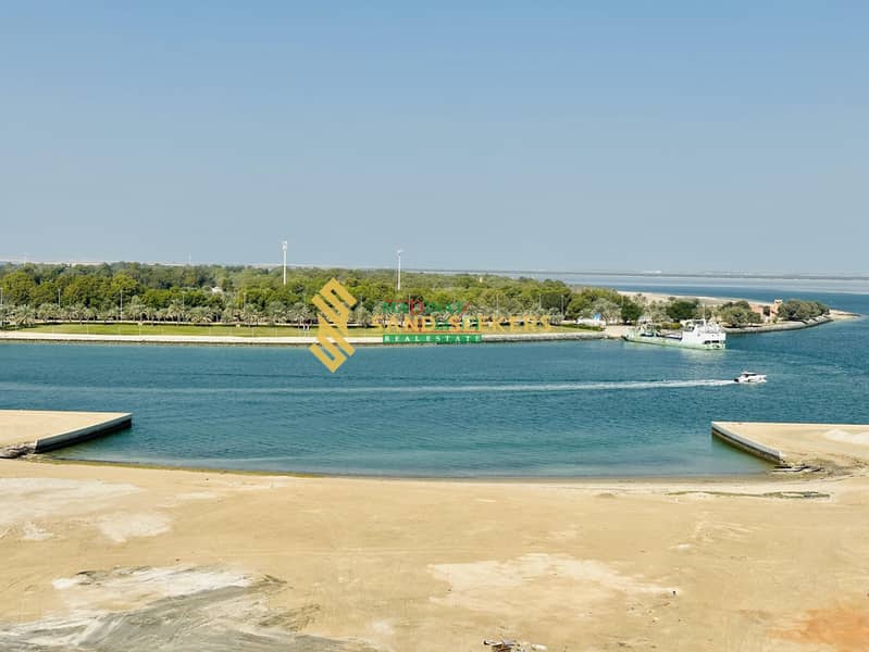 NO COMMISION . . !!EXTRAORDINARY 1 BEDROOM APARTMENT || PRIVATE BEACH ACCESS !!!