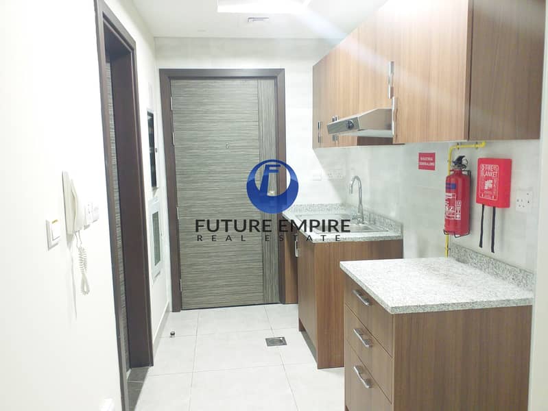 4 2 Months free, Studio | Parking, Gym/Pool |Jaddaf Metro