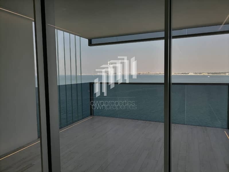 20 Luxurious Apartments | Panoramic View of Dubai Skyline