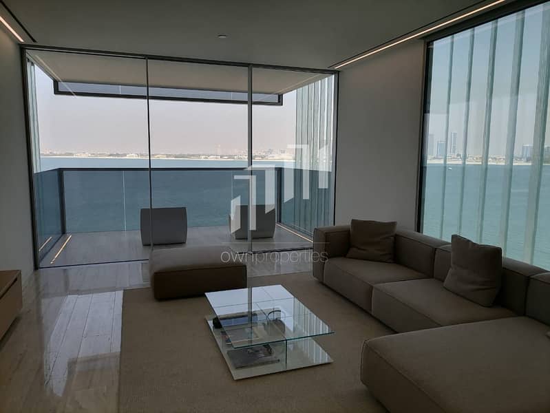 5 4 BR Penthouse | Huge Terrance | Sea View