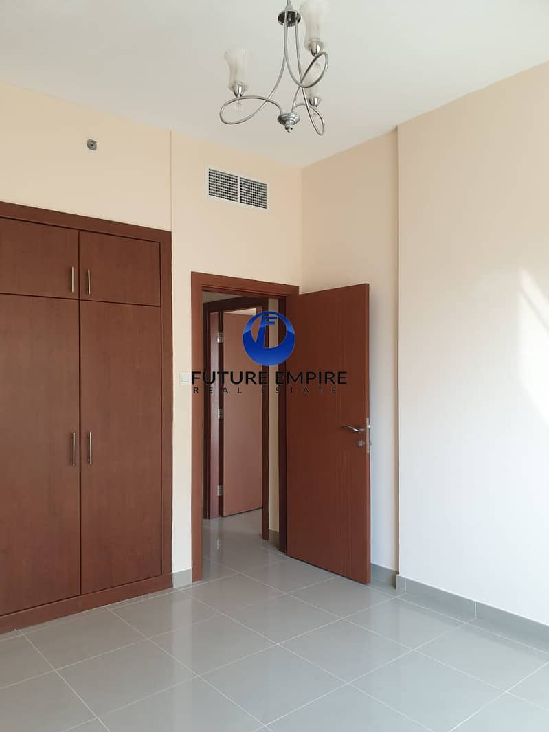 5 ONE MONTH FREE SPACIOUS 2 B/R APARTMENT AVAILABLE FOR 52K