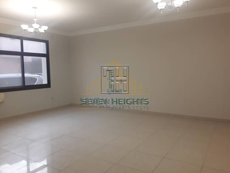 Big and nice 4br Villa  with maids room  in Khalifa park