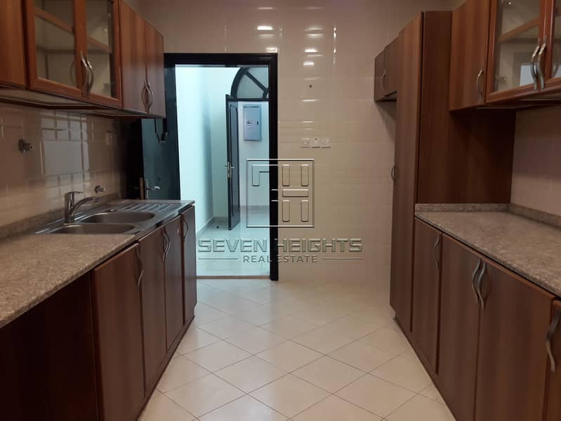 18 Beautiful 3br, in al muroor 23. st in good condition , private parking