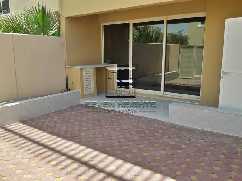 33 Big and nice fully furnished 3br Villa in al raha gardens in nice location
