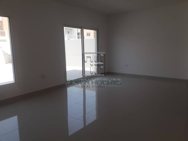 4 Nice and big 3br Villa in al Reef 2 al samha with madis room