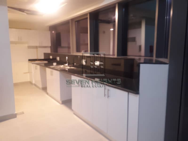 8 Huge 3br Flat in saadiyat island brand new