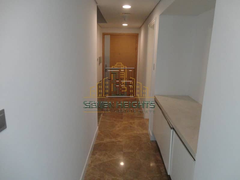 24 Hot Deal For 3B. R Town House Duplex +2Store With Closed Kitchen