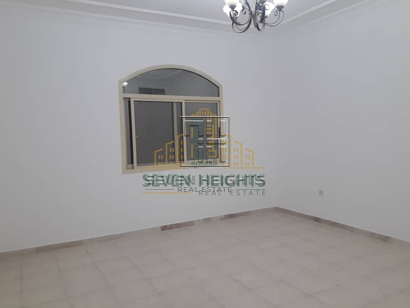 18 Huge 6br villa  in abu Dhabi  gate with maids room