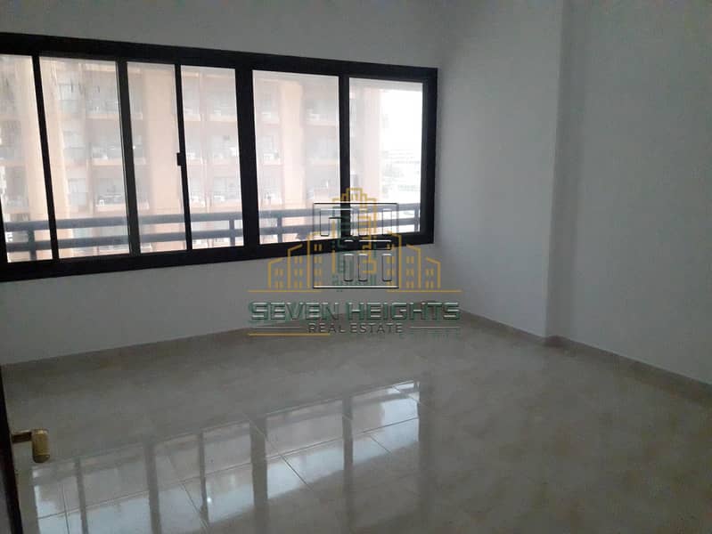 17 Big and nice 4br with maids room in salam street