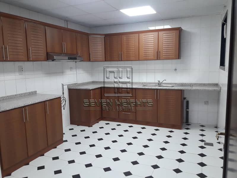 20 Big and nice 4br with maids room in salam street