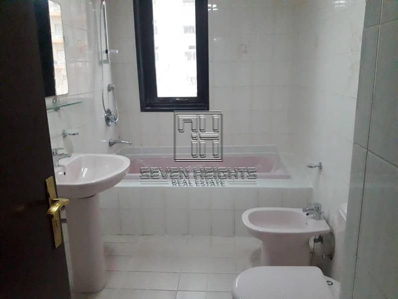 26 Big and nice 4br with maids room in salam street