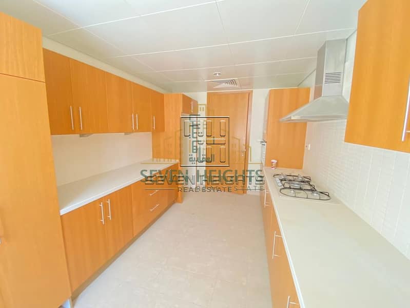 27 HOTTEST DEAL! Live in a cozy place in Abu dhabi