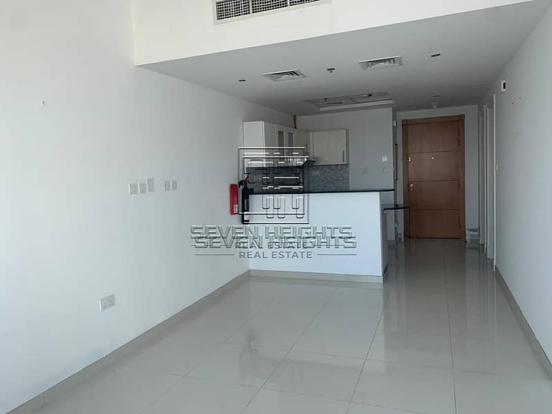 3 Vacant now| Spacious apartment| Perfect view!