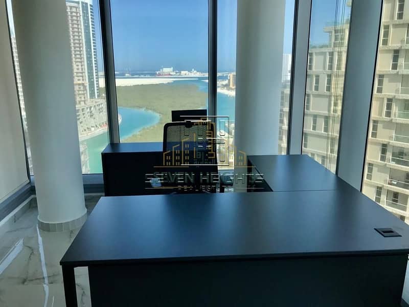 13 Exclusivity Office in Sky Tower with sea view