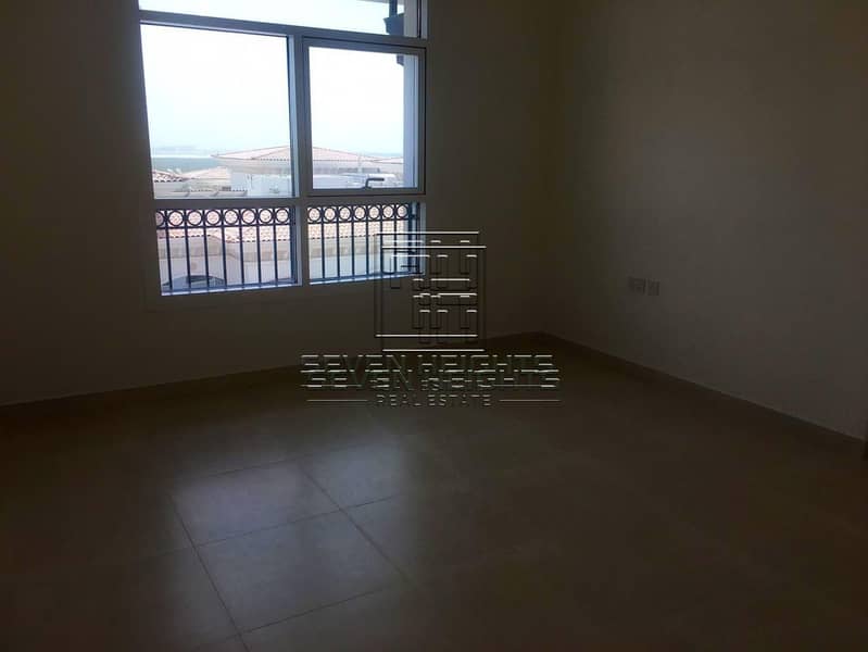 5 Stylish 2BR with Balcony | WIth Golf Course & ferrari world View .