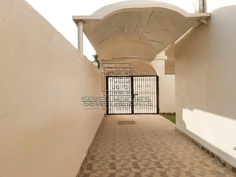 Perfect Villa 4BR In The Heart in AbuDhabi .