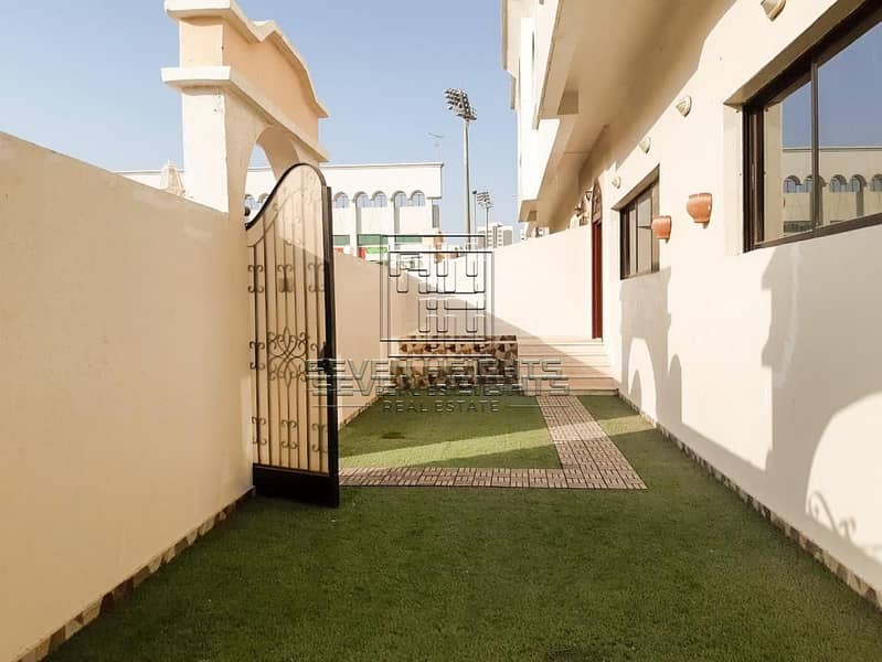 2 Perfect Villa 4BR In The Heart in AbuDhabi .