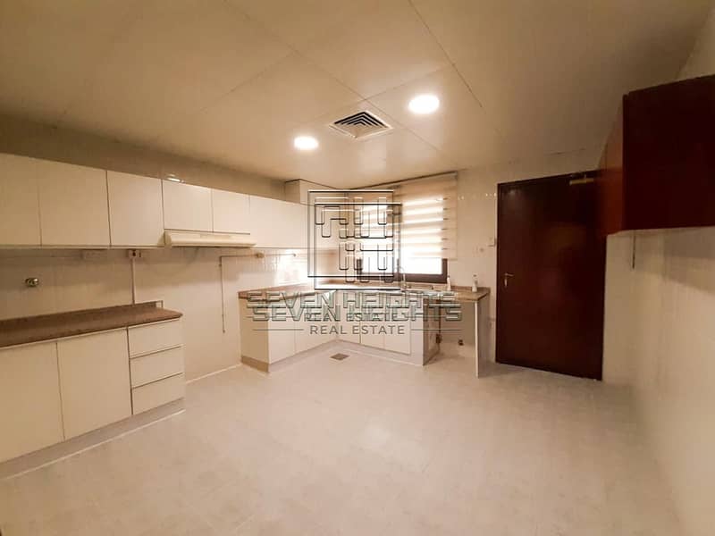 10 Perfect Villa 4BR In The Heart in AbuDhabi .