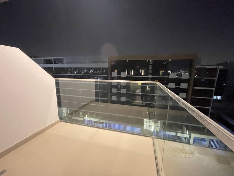 Fabulous View Brand New Fully Furnished Studio Meydan