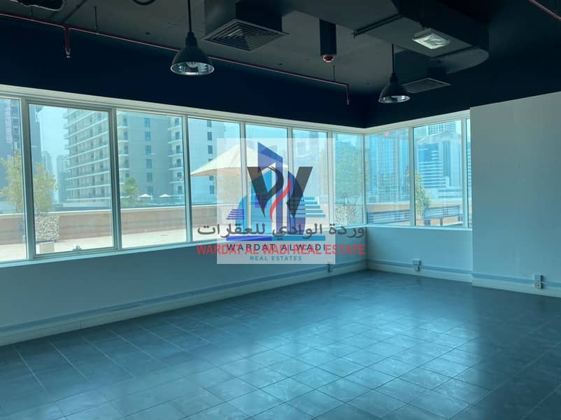 10 Fitted office with Partition in Business Bay |  Spacious View