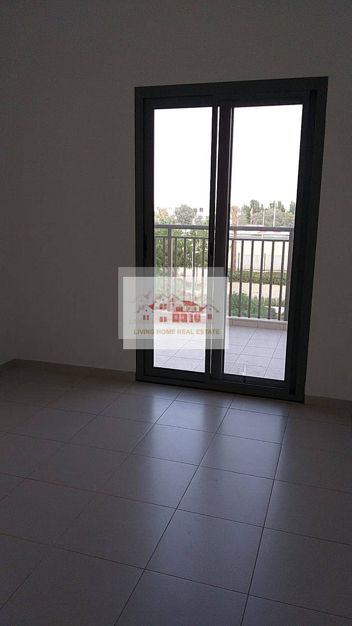 11 AFFORDABLE READY TO MOVE IN 2 BED WITH BIG BALCONY