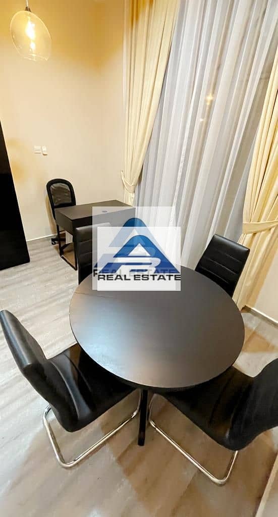 8 Fully Furnished ! 3 bhk ! Modern Style