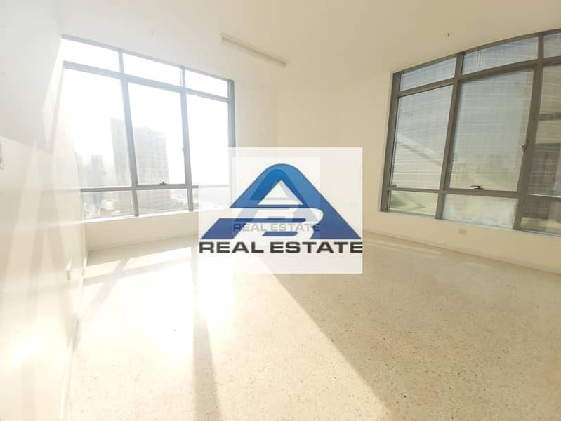 3 Large three bedrooms on corniche with parking near corniche hospital