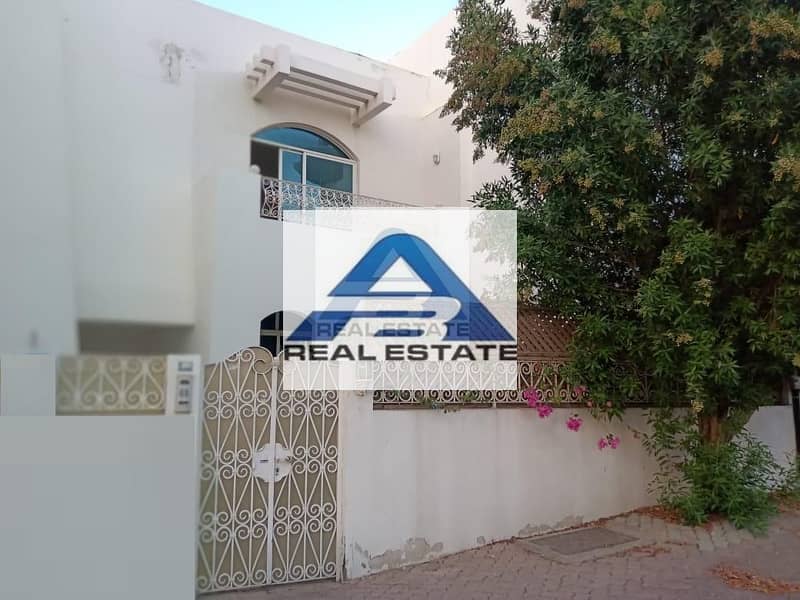 Four Bedroom VIlla near ACS