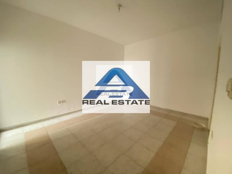 5 Spacious and Clean ! 3 Bhk ! On Corniche