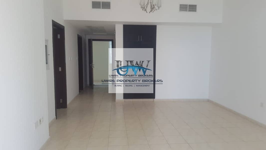 4 Apartment for rent at Al Fahad Tower 2