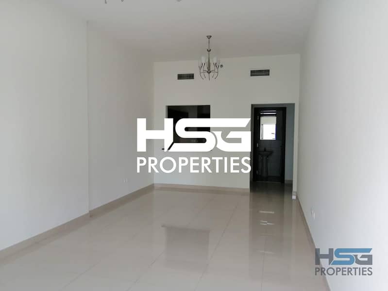 Huge 1 BHK, Hot Deal, Perfect Building