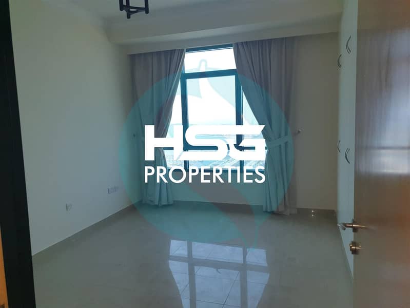 3 Large 3 Bed + Maid Room / High Floor / Sea View
