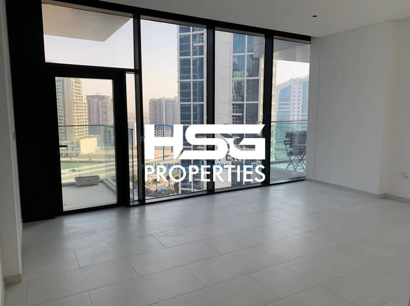 One month rent free| Water canal view| High Floor