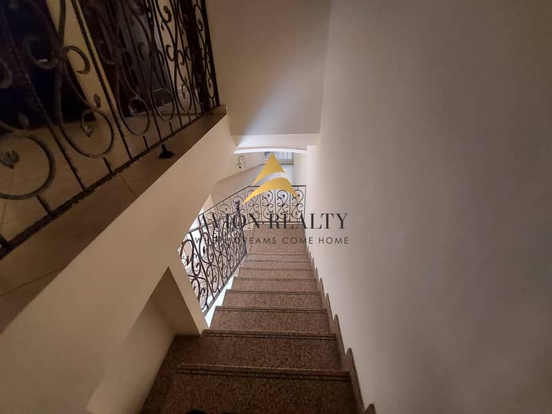 8 Spacious 3Br + Maid's | Compound Villa | Away from Flight Path - Mirdif