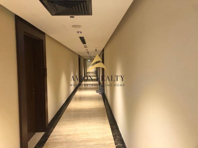 10 Spacious 1BR | Bright & Maintained - Jadaf