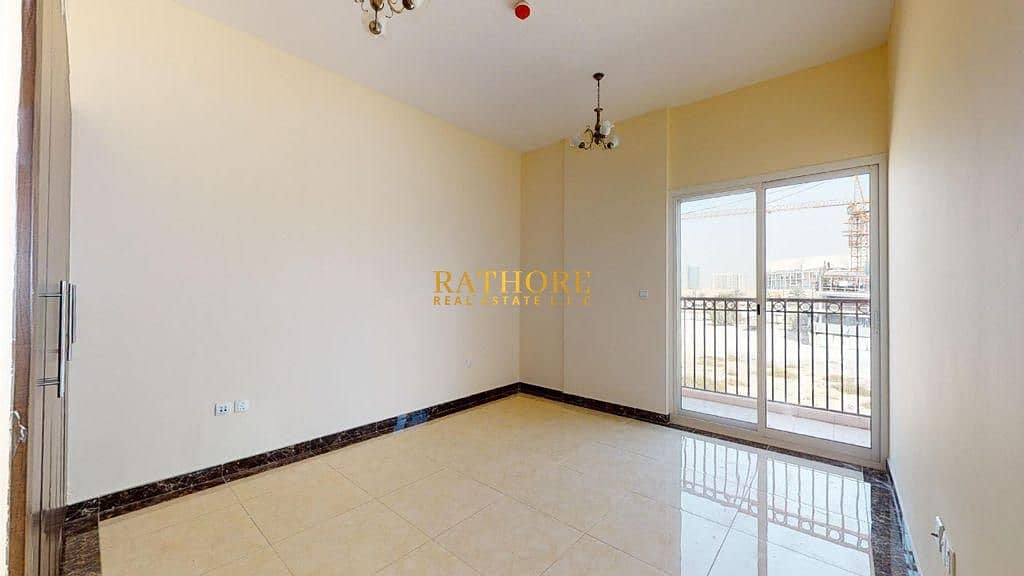 SPACIOUS  APARTMENT | WITH HUGE BALCONY | MAID + STUDY ROOM | READY TO MOVE IN