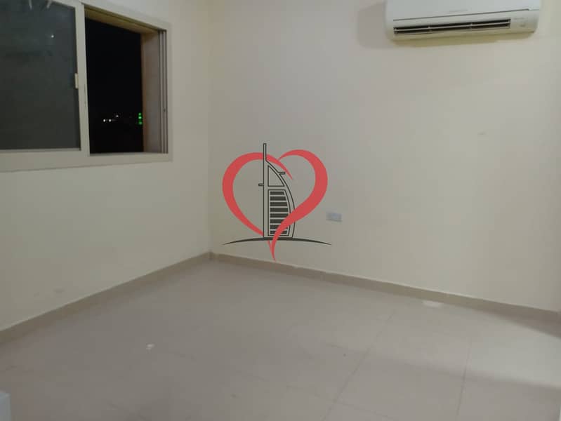 3 Decent Studio Apartment Available Near to Khalidiyah Park: