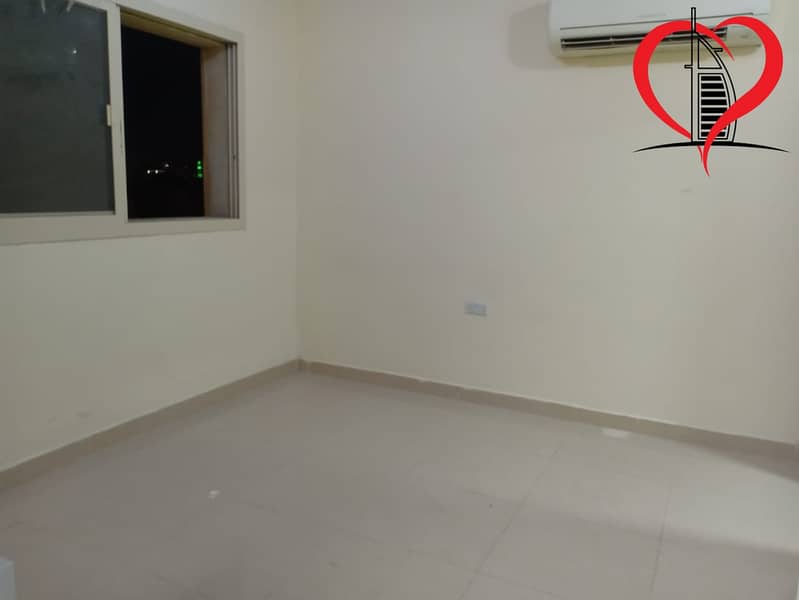 4 Decent Studio Apartment Available Near to Khalidiyah Park:
