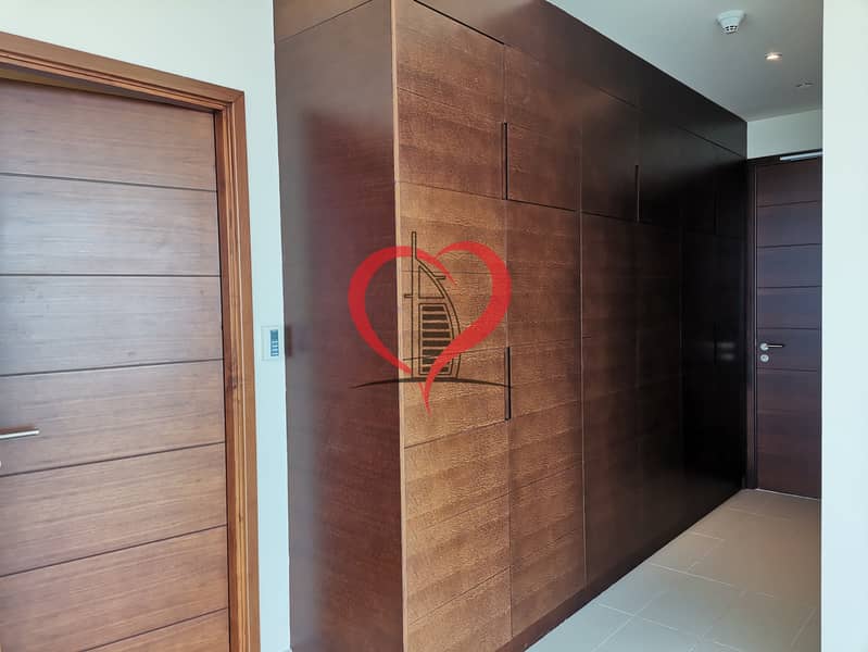 26 High Class 3 Bedroom Hall Apartment with Maid's room and 2 parkings full sea view
