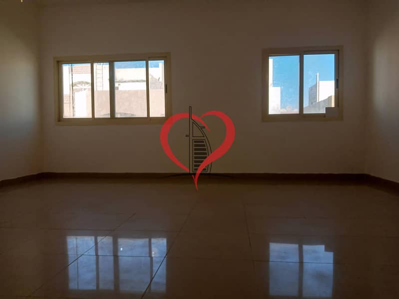 7 Spacious studio in Khalidiya